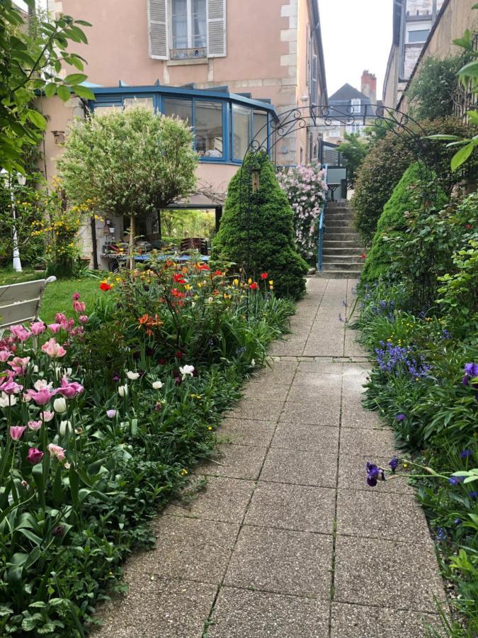 Home Sweet Home Garden Bourges Dış mekan fotoğraf